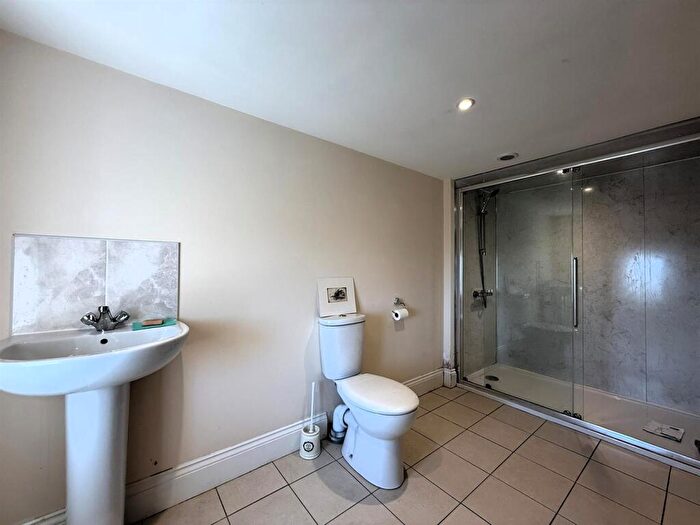 1 Bedroom Semi-Detached House To Rent In Chevithorne, Tiverton, EX16