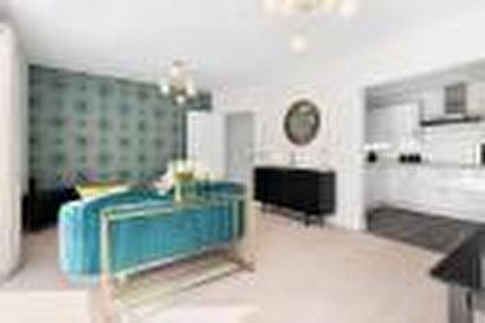 1 Bedroom Flat For Sale In Arthur Ashby Court, Chelmsford, CM1