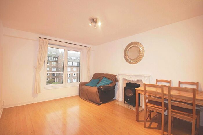 1 Bedroom Flat To Rent In Orient Wharf, Wapping High Street, London, E1W