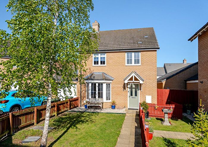 3 Bedroom Detached House For Sale In Arpins Pightle, Cranfield, MK43