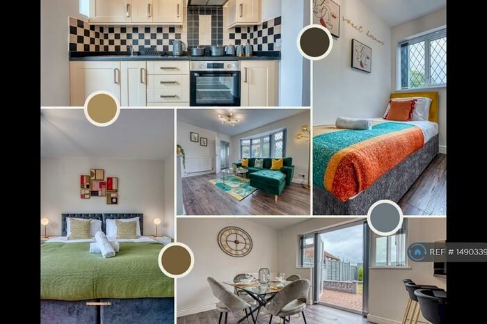 3 Bedroom Terraced House To Rent In Lyndale Road, Dudley, DY2