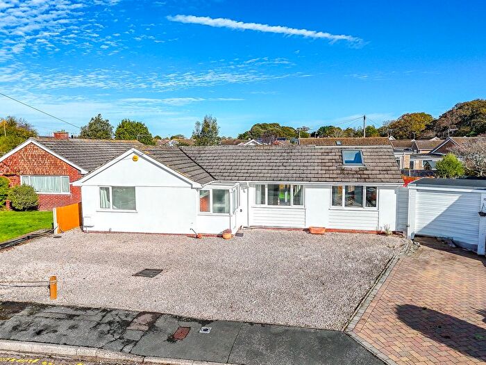 2 Bedroom Detached Bungalow For Sale In Dunlin Close, Mudeford, Christchurch, BH23