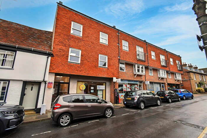 1 Bedroom Flat For Sale In Arden Court, Canterbury, CT1