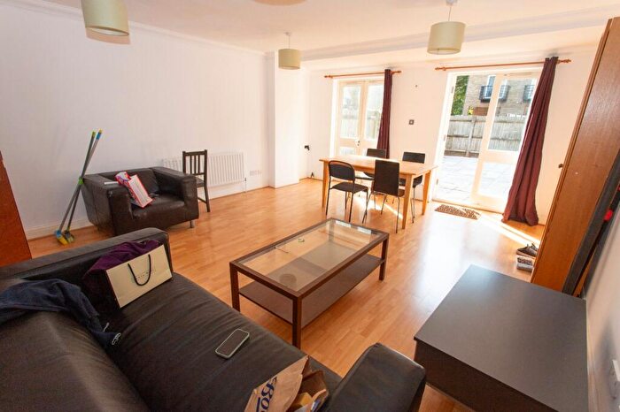 4 Bedroom Terraced House To Rent In Plough Way, Surrey Quays, London, SE16