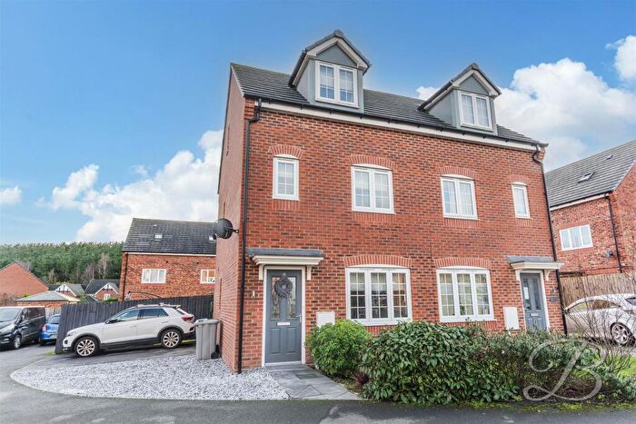 3 Bedroom Semi Detached House For Sale In Goodwill Road, Ollerton, Newark, NG22