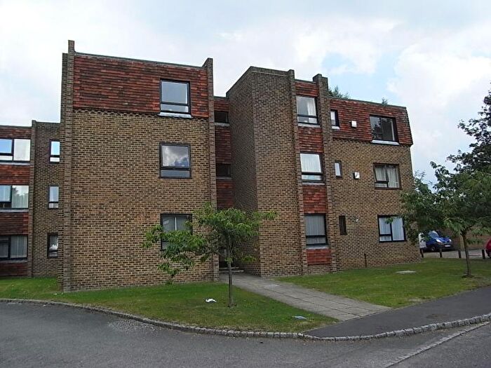 1 Bedroom Apartment To Rent In Burpham, GU4