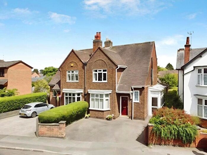 3 Bedroom Semi-Detached House For Sale In Spa Lane, Hinckley, Leicestershire, LE10
