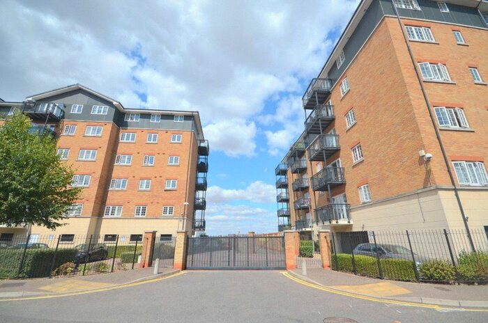 2 Bedroom Flat To Rent In Baltic Wharf, Clifton Marine Parade, Gravesend, DA11