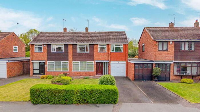 4 Bedroom Semi-Detached House For Sale In Buckingham Grove, Kingswinford, DY6