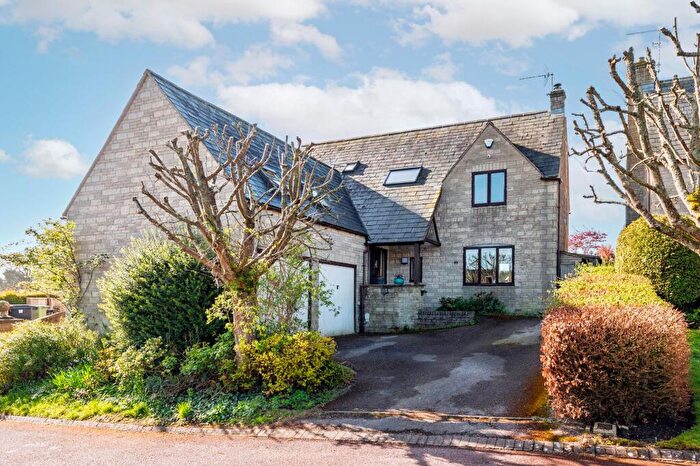 6 Bedroom Detached House For Sale In Shepherds Way, Northleach, GL54
