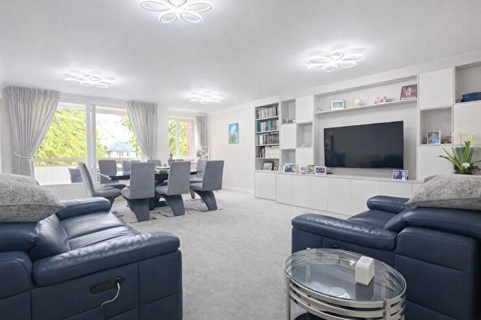 2 Bedroom Flat For Sale In Rydal Court, Stonegrove, Edgware, Middlesex, HA8