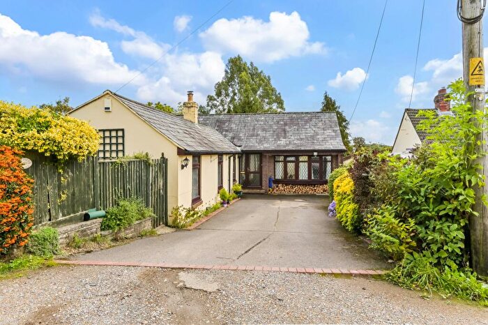 3 Bedroom Detached Bungalow For Sale In Shirrell Heath, SO32