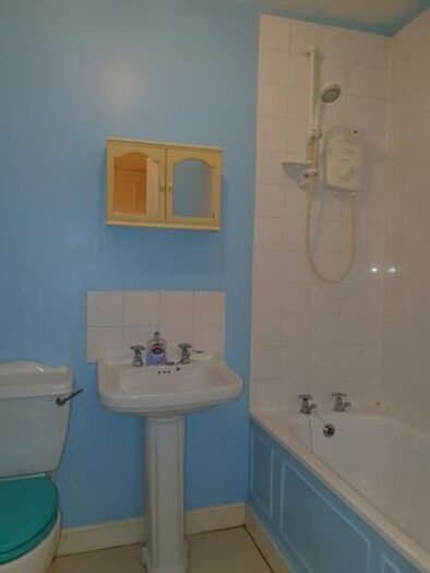 1 Bedroom Flat To Rent In Heavitree Road, Exeter, EX1