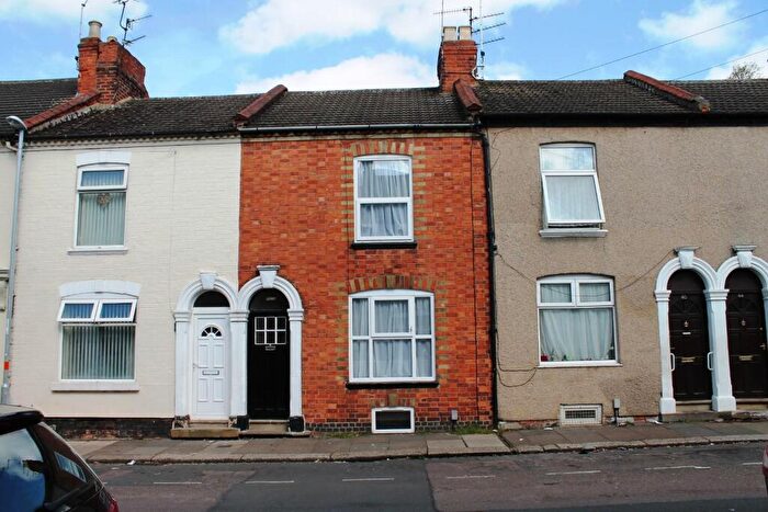2 Bedroom Terraced House To Rent In Louise Road, Northampton, NN1