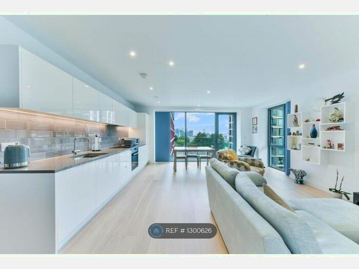 2 Bedroom Flat To Rent In Bonnet Street, London E16