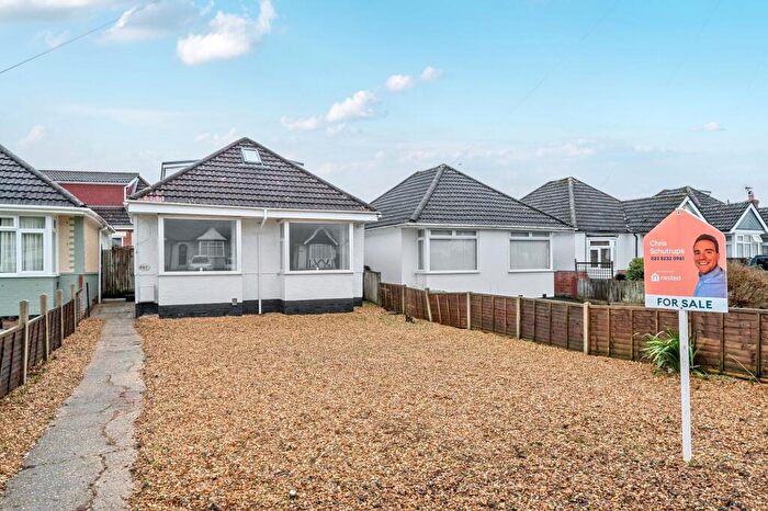 4 Bedroom Detached Bungalow For Sale In Merridale Road, Southampton, SO19