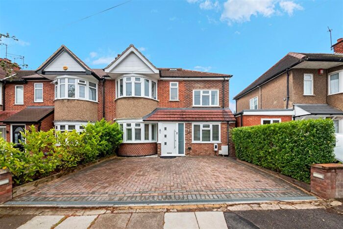 5 Bedroom Semi Detached House For Sale In Cottingham Chase, Ruislip, HA4