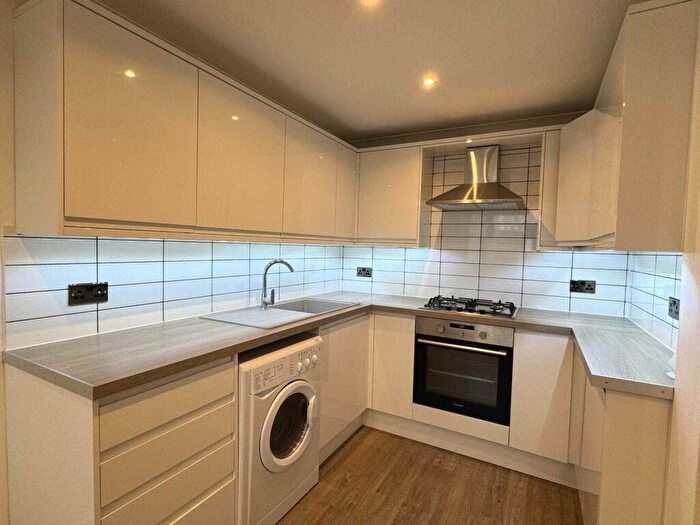 2 Bedroom Flat To Rent In E Castleton Court, Castleton Drive, Newton Mearns, G77