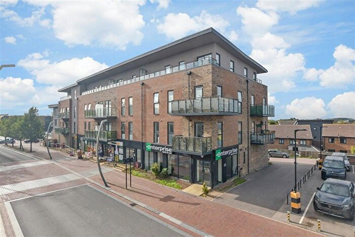 2 Bedroom Flat For Sale In Godinton Road, Ashford, Kent, TN23