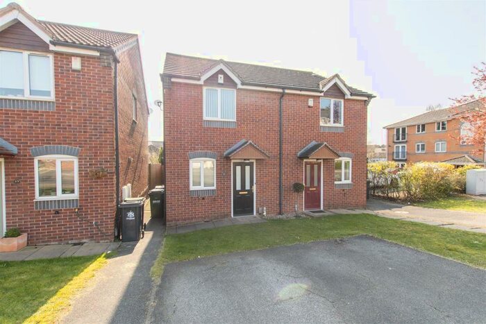 2 Bedroom Semi-Detached House To Rent In Kappler Close, Netherfield, Nottingham, NG4