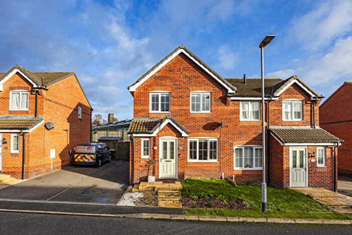 3 Bedroom Semi-Detached House For Sale In Peacock Drive, Eastwood, NG16