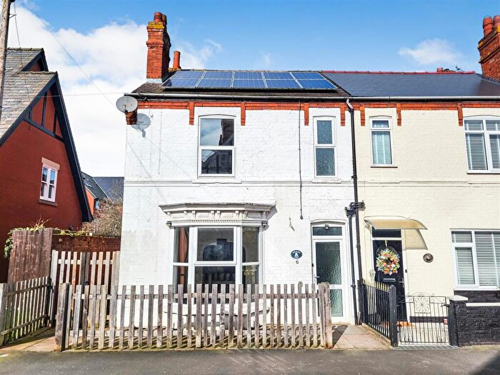 3 Bedroom Semi Detached House For Sale In Albany Road, Woodhall Spa, LN10