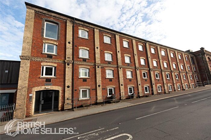 2 Bedroom Flat For Sale In High Street, Mistley, Manningtree, Essex, CO11