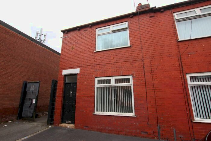 2 Bedroom Terraced House To Rent In Fir Street, Thatto Heath, St Helens, WA10