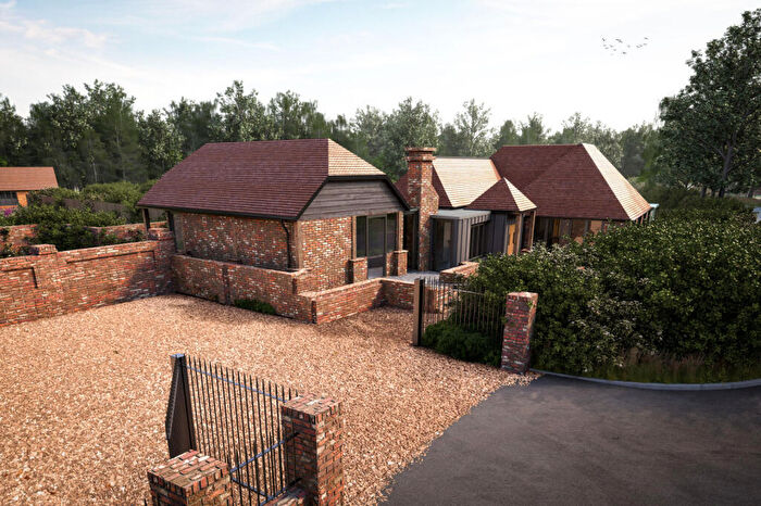 3 Bedroom Detached House For Sale In Smithbrook, Cranleigh, Surrey, GU6