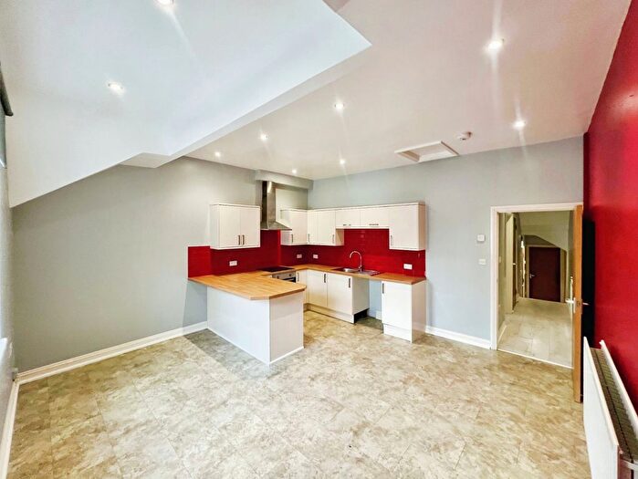 2 Bedroom Flat To Rent In Pontmorlais, Merthyr Tydfil, CF47