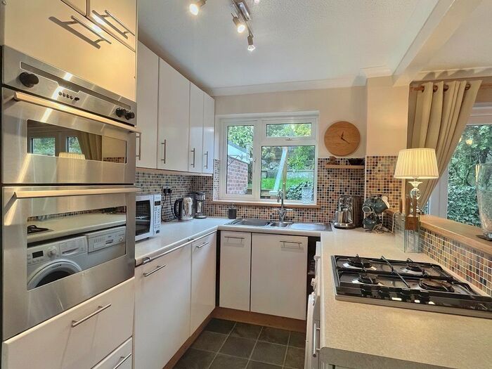 3 Bedroom Semi-Detached House For Sale In Willow Drive, Hutton, Weston-Super-Mare, North Somerset., BS24