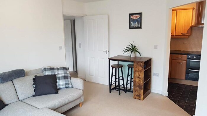 2 Bedroom Flat For Sale In Wagon Road, Yorkshire, Leeds, LS10