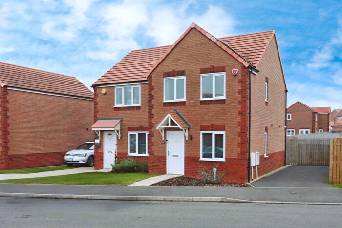 3 Bedroom Semi-Detached House For Sale In Bill Lane, Bilsthorpe, Newark, NG22