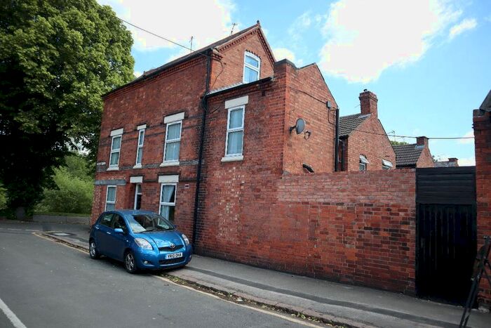 4 Bedroom Terraced House To Rent In Brooksby Street, Leicester, LE2