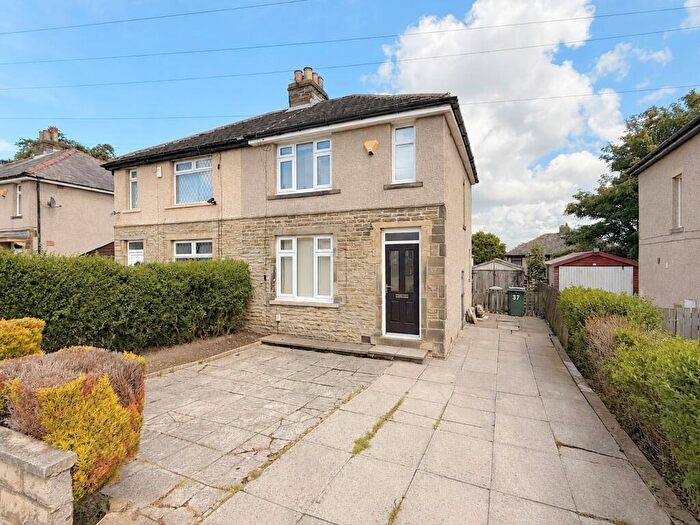 2 Bedroom Semi-Detached House For Sale In Roy Road, Bradford, BD6