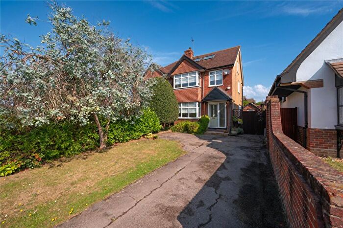 4 Bedroom Semi-Detached House For Sale In Mount Pleasant Lane, Bricket Wood, St. Albans, Hertfordshire, AL2