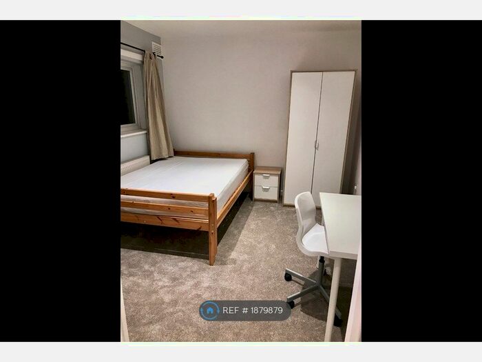 6 Bedroom Terraced House To Rent In Fletchamstead Highway, Coventry, CV4