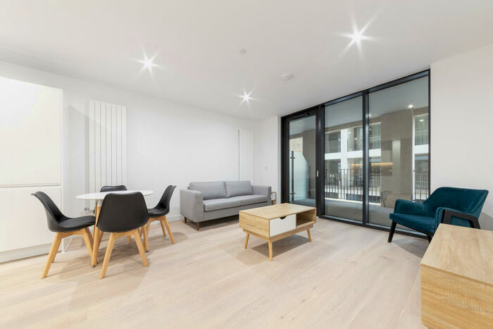 1 Bedroom Apartment To Rent In Pinnacle House, Schooner Road, Royal Wharf, London, E16