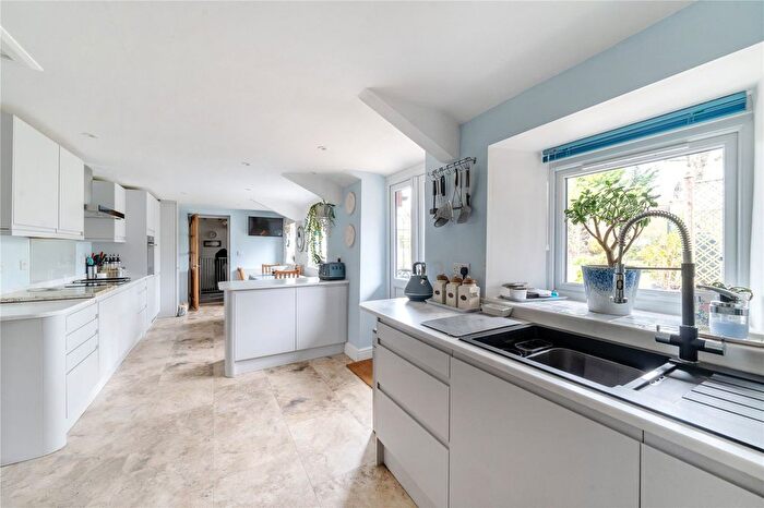 4 Bedroom Detached House For Sale In Water Lane, Somerton, Somerset, TA11