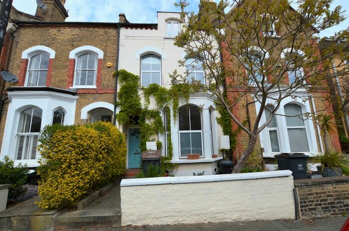 1 Bedroom Flat To Rent In Castledine Road, London SE20