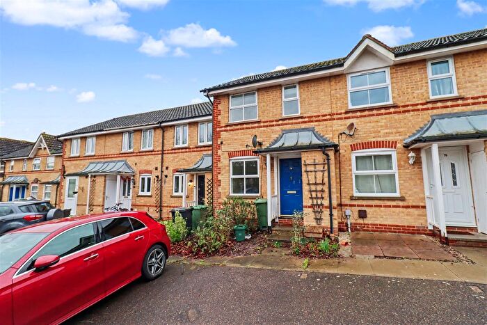2 Bedroom Terraced House For Sale In Keeble Way, Braintree, CM7