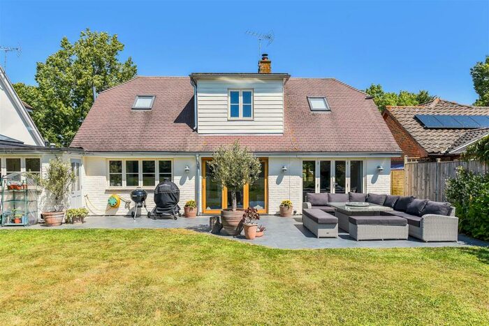 4 Bedroom Detached House For Sale In Poling, BN18