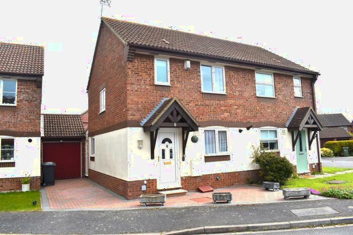 3 Bedroom Semi-Detached House For Sale In Gadsden Close, Cranfield, Bedford, MK43