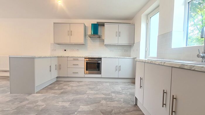 4 Bedroom Property To Rent In Stanstead Road, London, SE6