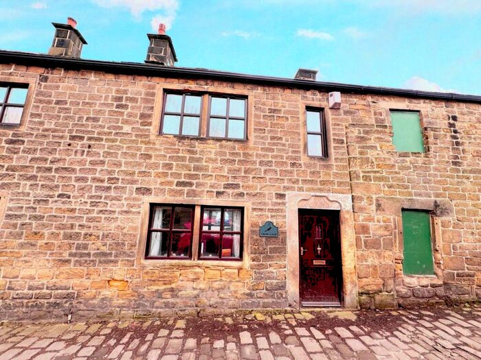 2 Bedroom Terraced House To Rent In Crow Lane, Otley, West Yorkshire, Uk, LS21