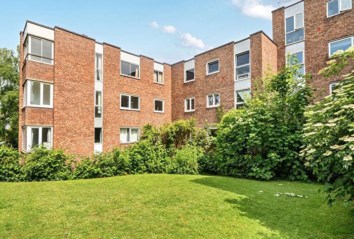 3 Bedroom Flat For Sale In Ison Hill Road, Bristol, Somerset, BS10