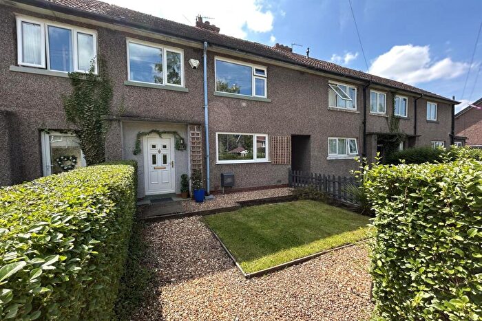3 Bedroom Terraced House For Sale In Parkside Close, High Lane, SK6