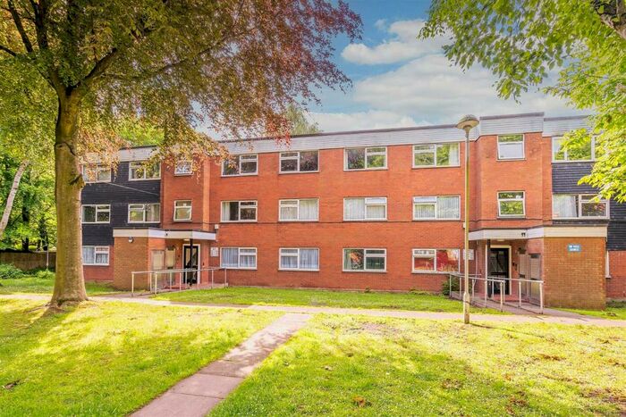 2 Bedroom Apartment To Rent In Sylvan Grove, Shirley, B90
