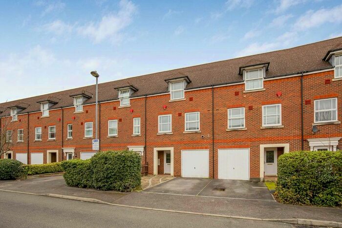 4 Bedroom Property To Rent In White Lodge Close, Isleworth, TW7