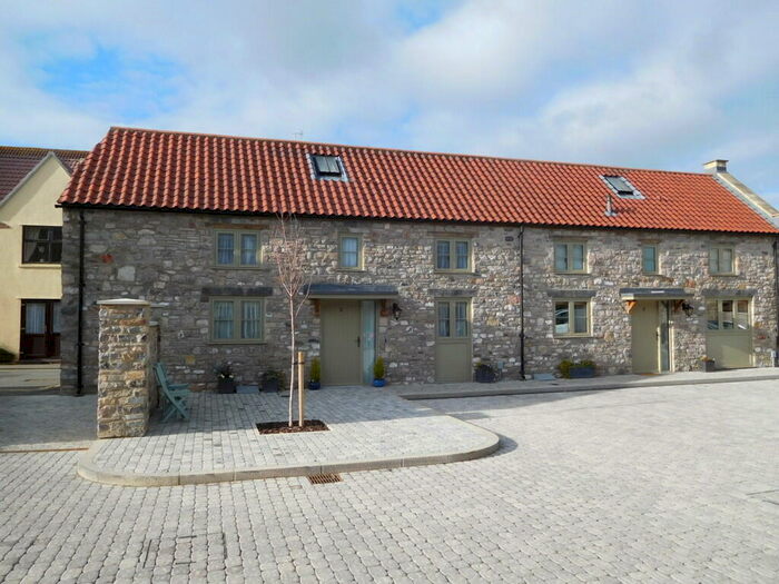 2 Bedroom Mews To Rent In Hounds Road, Chipping Sodbury, BS37